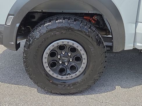 Used 2023 Ford F150 Raptor AWD/4WD image 7
