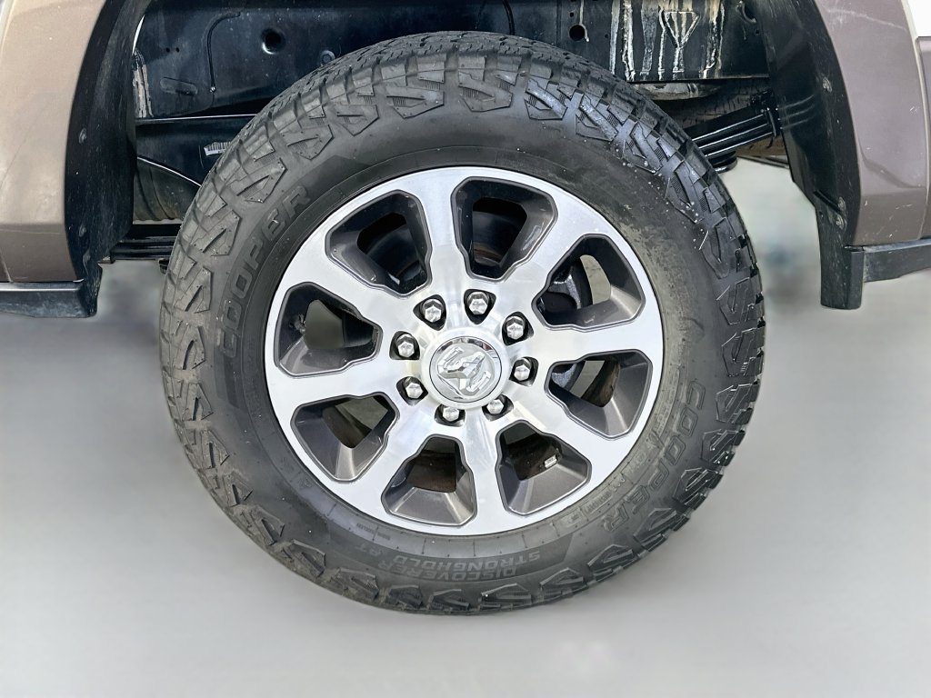 Used 2024 RAM 3500 Limited w/ Towing Technology Group AWD/4WD image 35