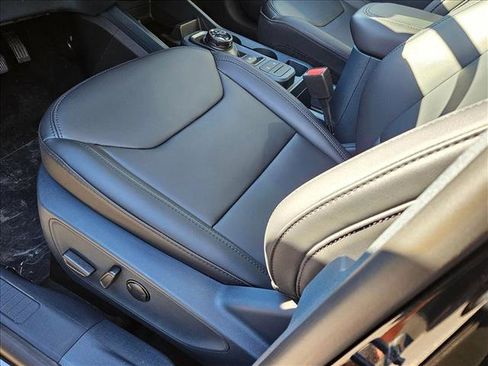 New 2025 Ford Maverick Lariat w/ Black Appearance Package image 4