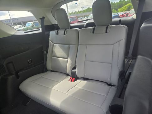 New 2026 Ford Explorer Active w/ Active Comfort Package RWD image 9