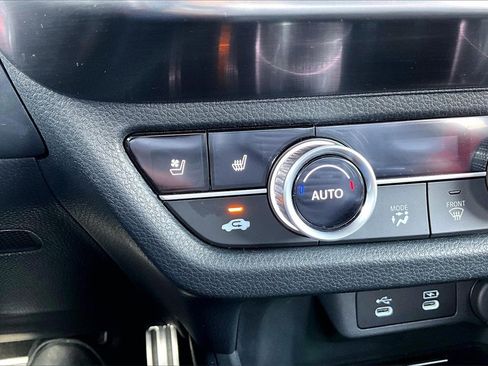 Certified 2025 Acura ADX A-Spec image 31