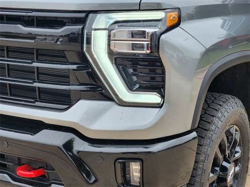 New 2026 Chevrolet Silverado 2500 LT w/ Trail Boss Package AWD/4WD image 17