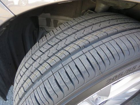 Used 2021 Toyota Corolla SE image 33