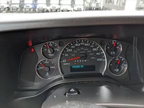Used 2022 GMC Savana 2500 RWD image 21