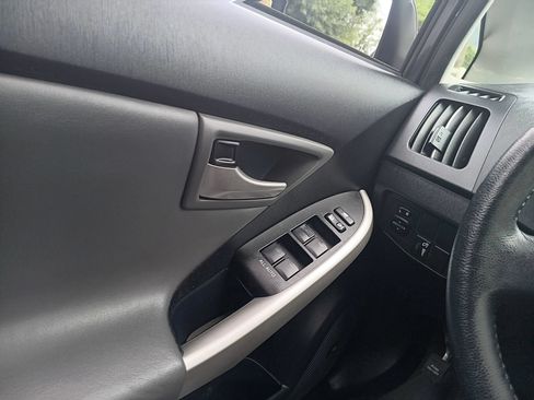 Used 2014 Toyota Prius Four FWD image 22