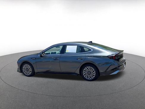Used 2025 Hyundai Sonata SEL FWD image 10