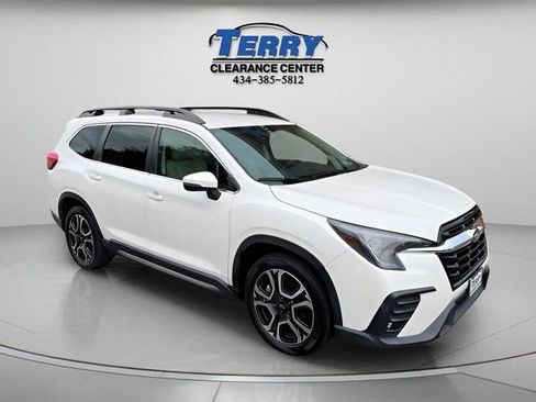 Used 2023 Subaru Ascent Limited AWD/4WD image 2
