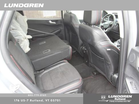 Used 2022 Ford Escape SEL w/ SEL Stealth AWD Package image 17
