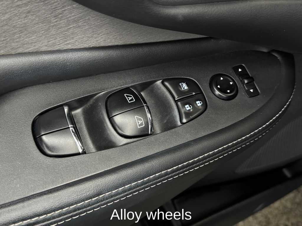 Used 2020 Nissan Murano SL AWD/4WD image 11