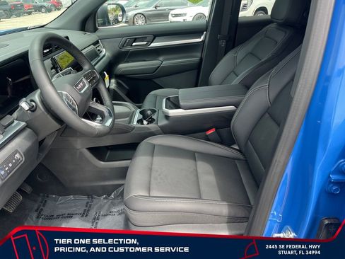 New 2026 GMC Terrain Elevation w/ Elevation Premium Package FWD image 9