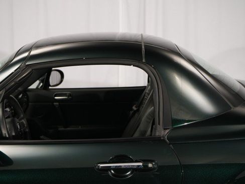 Used 2007 MAZDA MX-5 Miata Sport RWD image 21