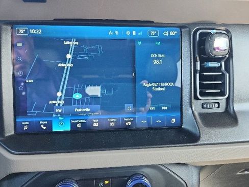 Used 2022 Ford Bronco Wildtrak AWD/4WD image 25