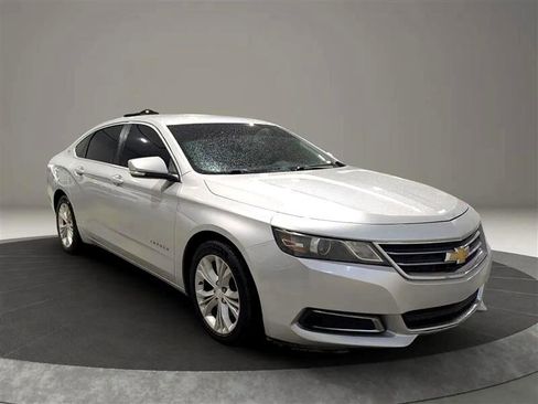 Used 2014 Chevrolet Impala LT w/ Convenience Package image 7