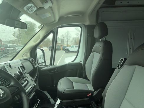 Used 2025 RAM ProMaster 3500 image 5