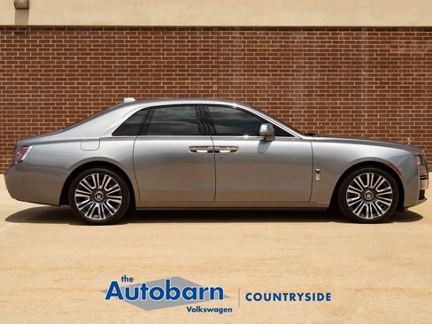 Used 2022 Rolls-Royce Ghost w/ Ghost Package AWD/4WD image 6