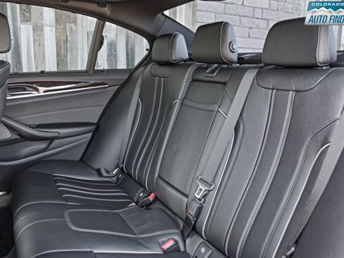 Used 2018 BMW M550i xDrive AWD/4WD image 24