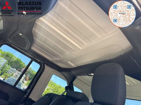 Used 2024 Jeep Wrangler Unlimited w/ Convenience Group AWD/4WD image 43