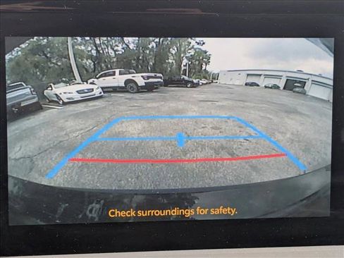 Used 2025 Toyota Prius LE image 17