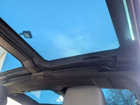 Used 2024 GMC Hummer EV 3X image 19