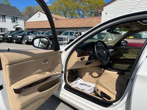 Used 2011 BMW 328i Sedan RWD image 20
