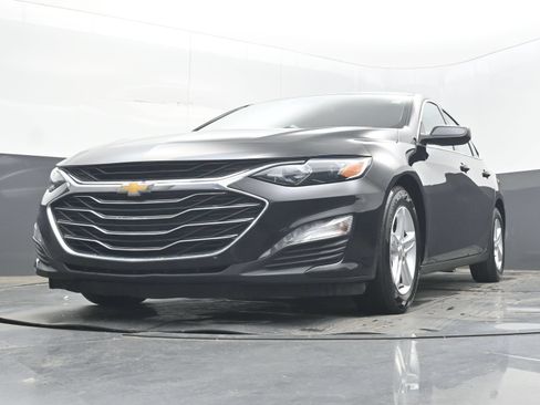 Used 2023 Chevrolet Malibu LT FWD image 19