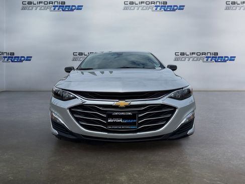 Used 2021 Chevrolet Malibu LS FWD image 2