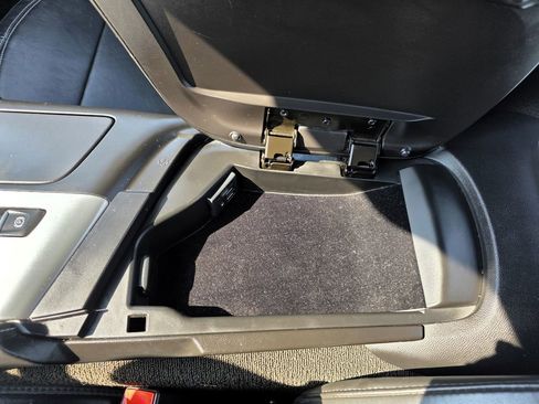 Used 2014 Chevrolet Corvette Stingray Convertible w/ 2LT Preferred Equipment Group image 61