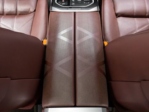 Used 2023 BMW 760i xDrive 760i xDrive w/ Executive Package image 29