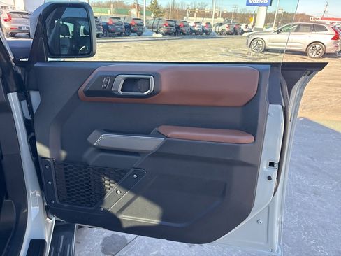 Used 2023 Ford Bronco Outer Banks w/ Sasquatch Package image 34