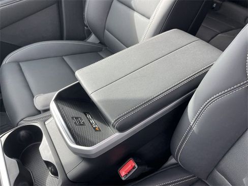 New 2026 GMC Terrain Elevation w/ Elevation Premium Package image 21