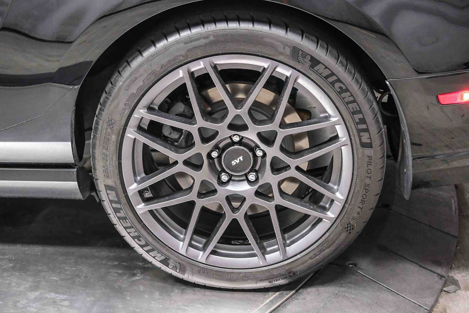 Used 2014 Ford Mustang Shelby GT500 w/ Equipment Group 821A RWD image 9