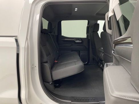 Used 2024 Chevrolet Silverado 1500 LT image 14