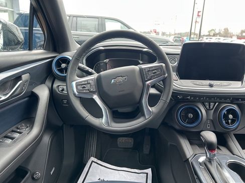 New 2025 Chevrolet Blazer RS w/ Driver Confidence II Package image 19