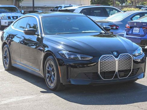 Certified 2025 BMW i4 eDrive40 w/ M Sport Package image 3