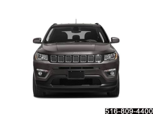 Used 2018 Jeep Compass Latitude w/ Popular Equipment Group AWD/4WD image 8