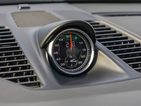 Used 2016 Porsche 911 Carrera image 57