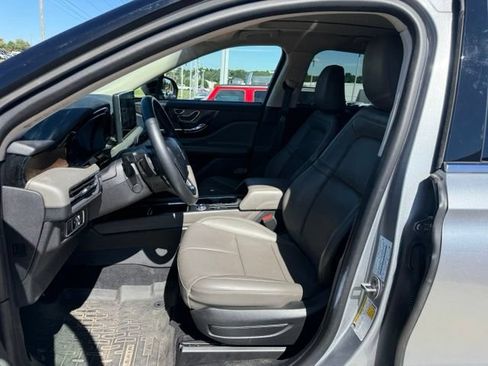 Used 2023 Lincoln Corsair Reserve w/ Equipment Group 201A AWD/4WD image 17