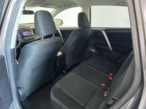 Used 2016 Toyota RAV4 LE AWD/4WD image 24