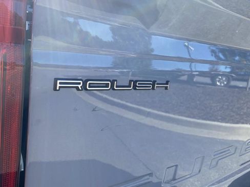 New 2026 Ford F250 Lariat w/ Black Appearance Package AWD/4WD image 4