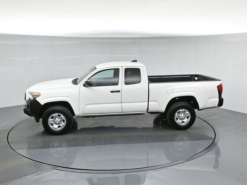 Used 2021 Toyota Tacoma SR image 41