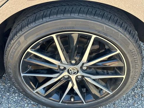 Used 2023 Toyota Camry SE image 17