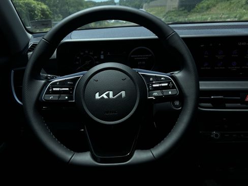 New 2026 Kia Seltos SX w/ SX Sunroof Package AWD/4WD image 31