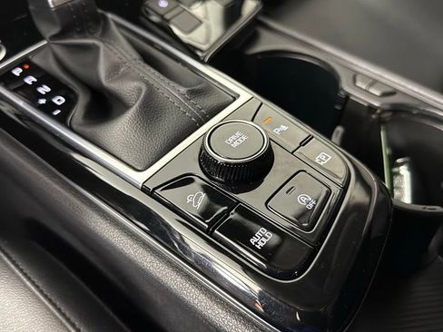 Used 2023 Kia Sportage EX image 24