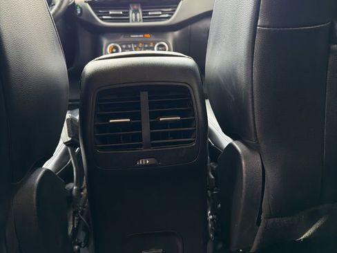 Used 2020 Ford Escape SEL image 23