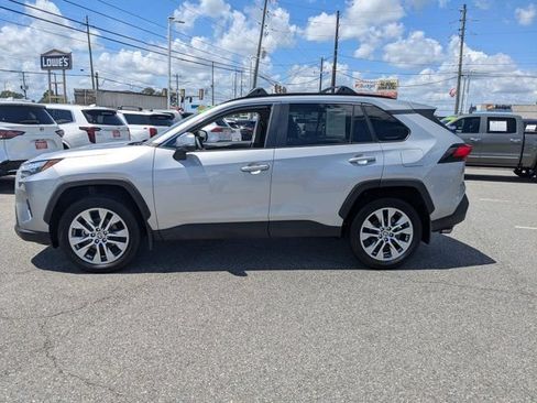 Used 2024 Toyota RAV4 XLE Premium FWD image 7