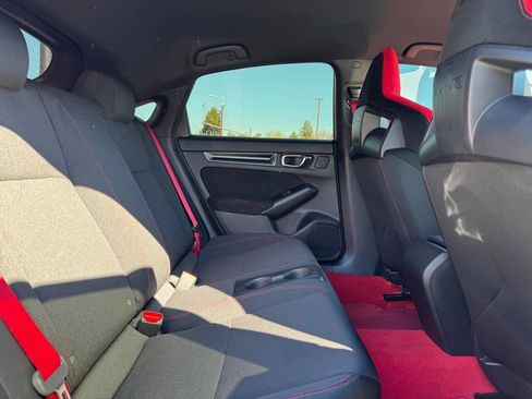 Used 2023 Honda Civic Type R image 25