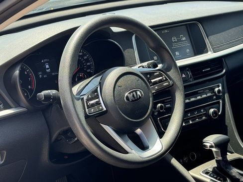 Used 2020 Kia Optima LX image 20