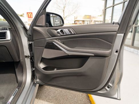 Used 2024 BMW X5 M60i image 20