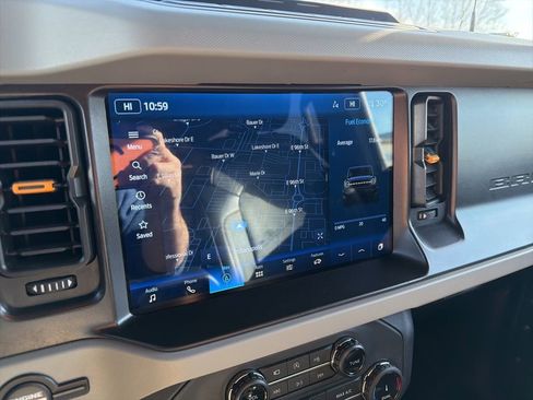 Used 2022 Ford Bronco Badlands image 29