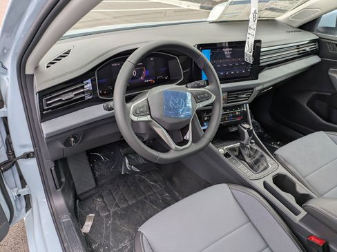 New 2026 Volkswagen Jetta SE image 12